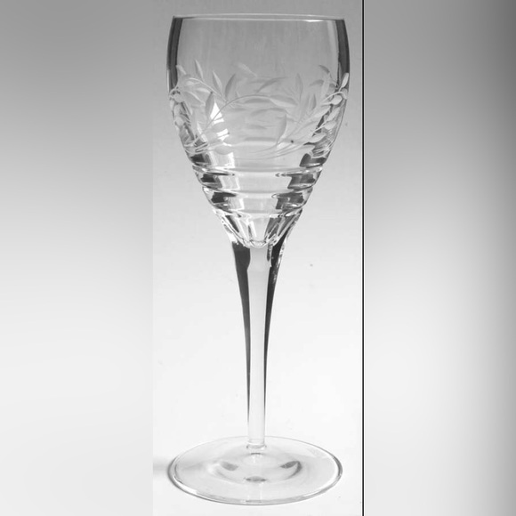 Miller Rogaska Crystal Woodlawn Wine Glass Goblet 8010-0277 - Picture 1 of 6
